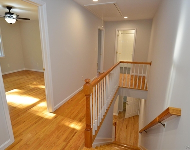 27 Grant Street - Photo Thumbnail 17