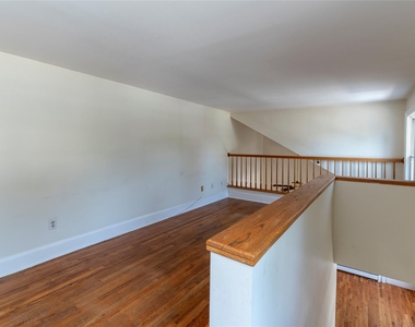 326 N Broadway - Photo Thumbnail 15