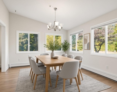 68 Plumbrook Road - Photo Thumbnail 2