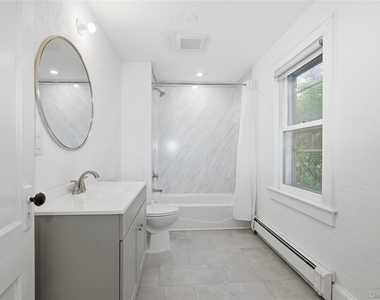 68 Plumbrook Road - Photo Thumbnail 26