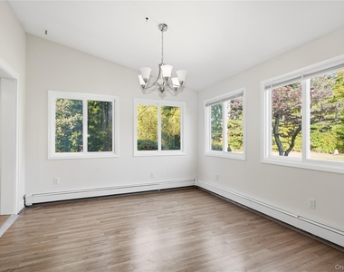 68 Plumbrook Road - Photo Thumbnail 21
