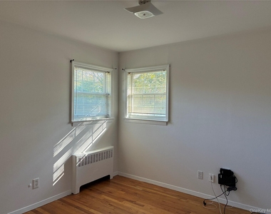 76 Keane Lane - Photo Thumbnail 10