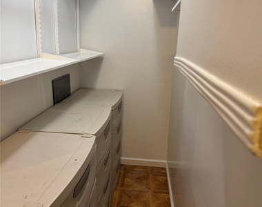 29 Sedgwick Avenue - Photo Thumbnail 4