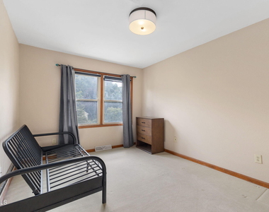 214 Walnut Lane - Photo Thumbnail 17