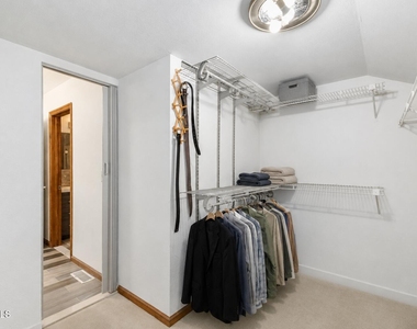 214 Walnut Lane - Photo Thumbnail 16