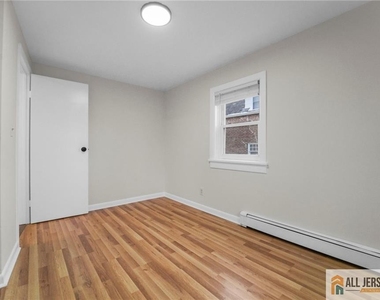119 Chinnick Avenue - Photo Thumbnail 9