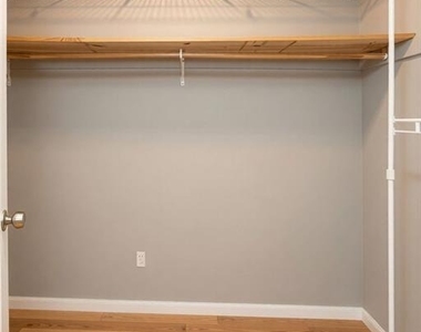 1207 Woodhaven Drive - Photo Thumbnail 5