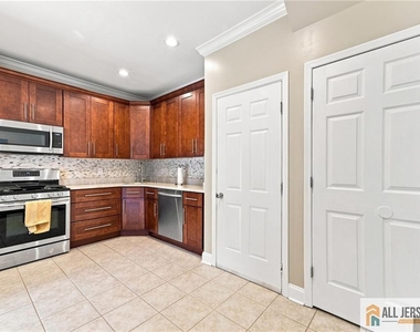 26 E Burgess Drive - Photo Thumbnail 8