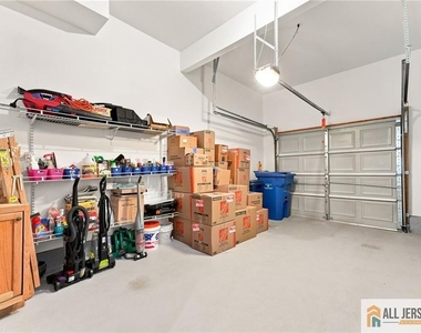 26 E Burgess Drive - Photo Thumbnail 31