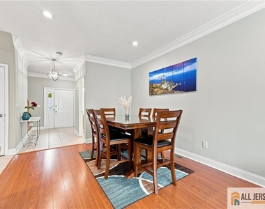 26 E Burgess Drive - Photo Thumbnail 15