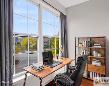 9 Lackland Avenue - Photo Thumbnail 35