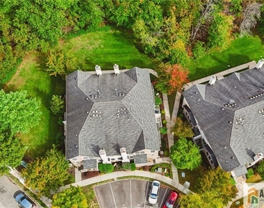 9 Lackland Avenue - Photo Thumbnail 4