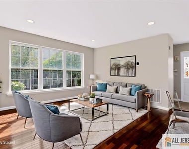 9 Lackland Avenue - Photo Thumbnail 15