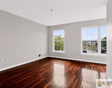 9 Lackland Avenue - Photo Thumbnail 38