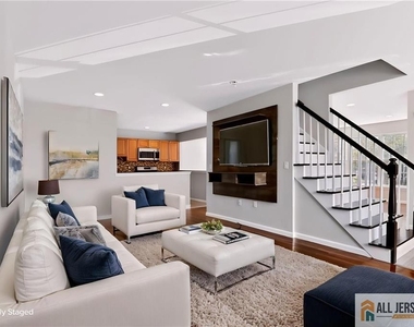 9 Lackland Avenue - Photo Thumbnail 28
