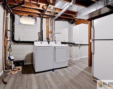 9 Lackland Avenue - Photo Thumbnail 43