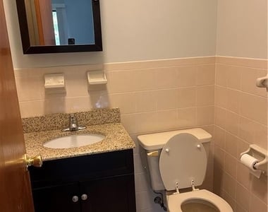 4212 Birchwood Court - Photo Thumbnail 15