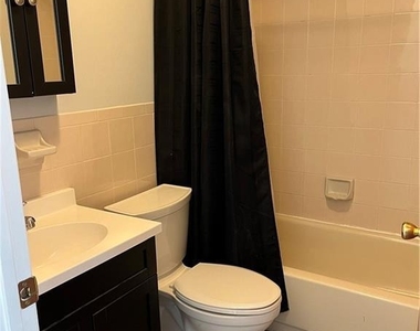 4212 Birchwood Court - Photo Thumbnail 14