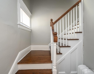 309 Augusta Street - Photo Thumbnail 4