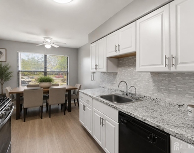 324 Sharon Garden Court - Photo Thumbnail 5