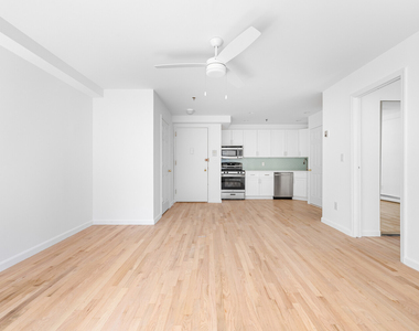 125 Bergen Street - Photo Thumbnail 5