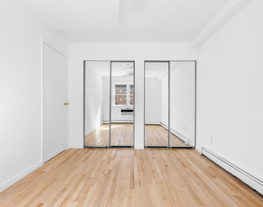125 Bergen Street - Photo Thumbnail 7