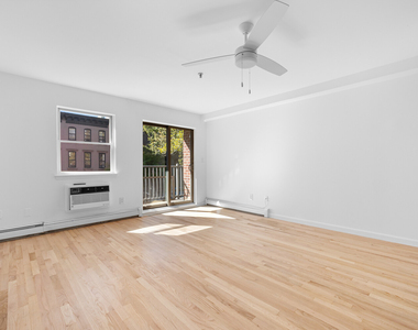 125 Bergen Street - Photo Thumbnail 1