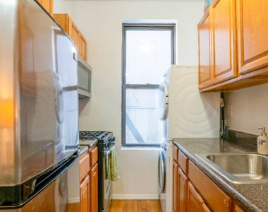 401 W 47th Street - Photo Thumbnail 12