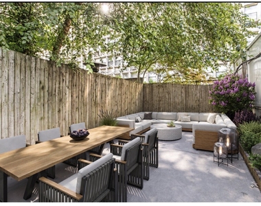 135 W 95th Street - Photo Thumbnail 5