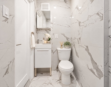 135 W 95th Street - Photo Thumbnail 3