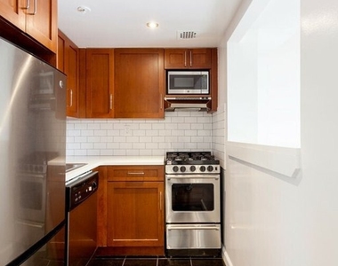 127 4th Avenue - Photo Thumbnail 1