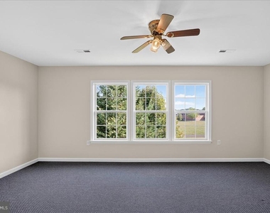 25 Desert Rose Way - Photo Thumbnail 21