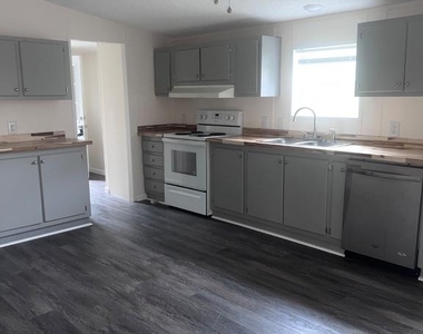 130 Dugan Court - Photo Thumbnail 4