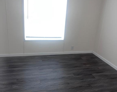 130 Dugan Court - Photo Thumbnail 7