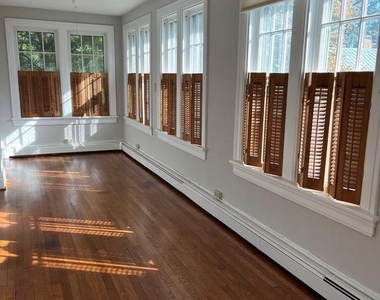208 Fairmont Avenue - Photo Thumbnail 13