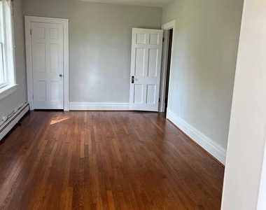 208 Fairmont Avenue - Photo Thumbnail 14