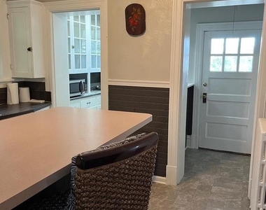 208 Fairmont Avenue - Photo Thumbnail 7