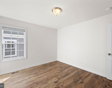 341 Foxglove Way - Photo Thumbnail 26