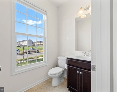 341 Foxglove Way - Photo Thumbnail 18