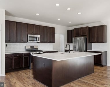 341 Foxglove Way - Photo Thumbnail 11
