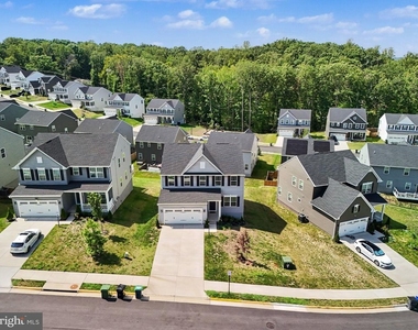 352 Greenstead Drive - Photo Thumbnail 28