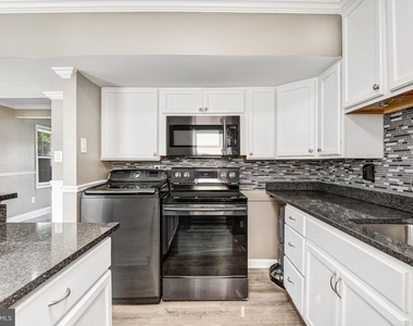 9337 Taney Road - Photo Thumbnail 10
