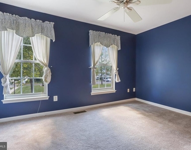 43509 Kiplington Square - Photo Thumbnail 17