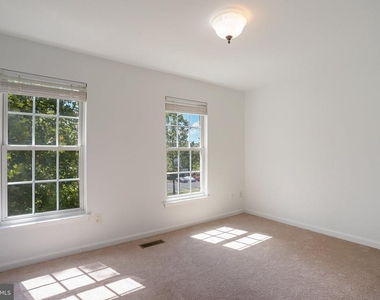 43509 Kiplington Square - Photo Thumbnail 23
