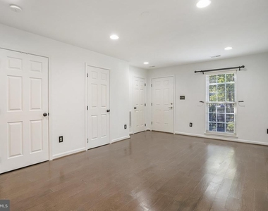 43509 Kiplington Square - Photo Thumbnail 5