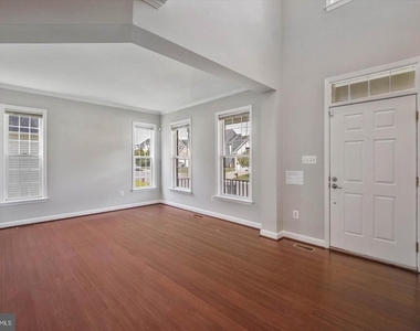 46797 Backwater Drive - Photo Thumbnail 5