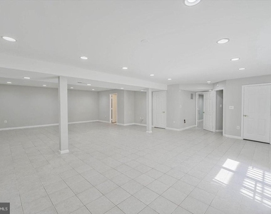46797 Backwater Drive - Photo Thumbnail 23