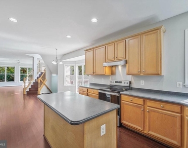 46797 Backwater Drive - Photo Thumbnail 12