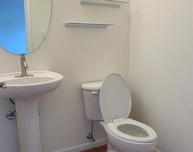 20924 Duryea Terrace - Photo Thumbnail 10