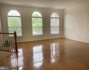 20924 Duryea Terrace - Photo Thumbnail 2